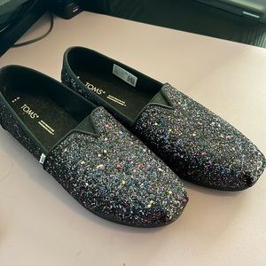 Brand New Toms - Size 8.5. Black/Purple Glitter